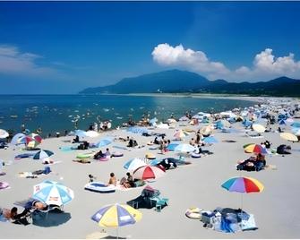 Apa Hotel Tsubamesanjo-Ekimae - Tsubame - Beach
