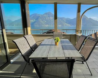 Chez Marie See I Berge I Luzern - Beckenried - Balcon