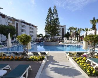 Calimera Side Resort - Side - Pool