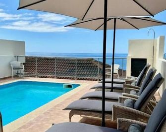Boutique Hotel Jardim Do Mar - Jardim do Mar - Piscina