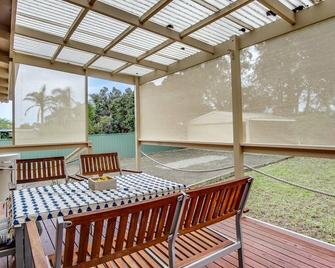 Cave Street Retreat - 38 Cave Street Goolwa Beach - Byo Linen - Goolwa - Patio