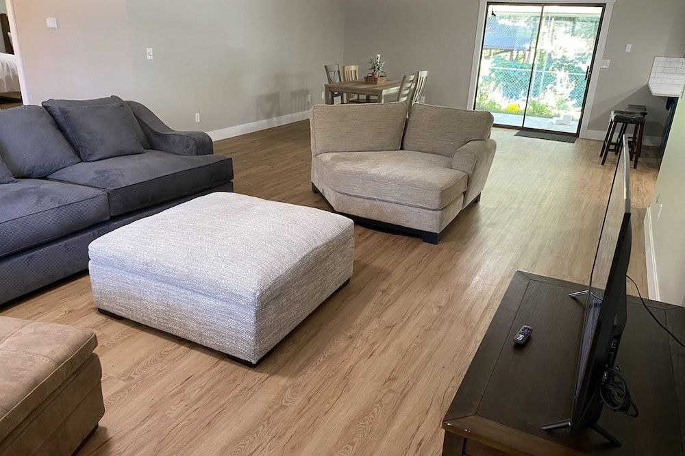 Perfect For Long Stays. Recently Remodeled Townhouse Next To Freeway & C Of I. - Caldwell - Obývací pokoj