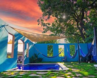 Hotel Alma Azul - El Cuco - Edificio