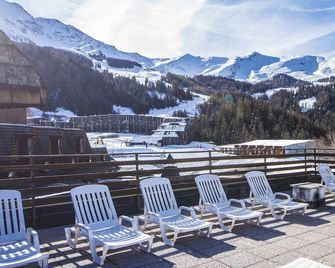 Th Pila - Pila - Balcón