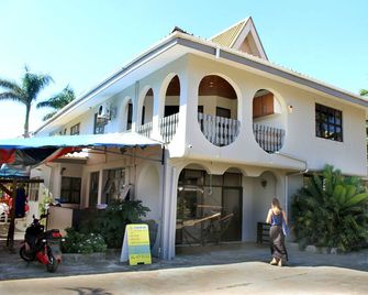 Bluewater Lodge - Nadi - Budynek