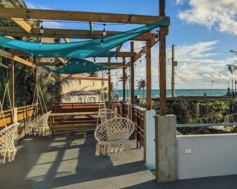 The Surfing Turtle - Luquillo - Balcone
