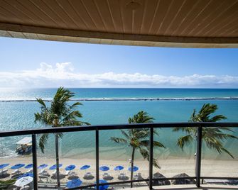 فيلادج بارا هوتل - باررا دي ساو ميغويل - شرفة