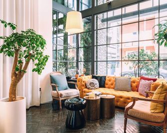 The Classic Hotel - ז'אונז'ו - לובי