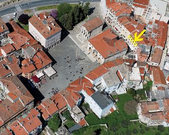 Diana City Hall View - Pula