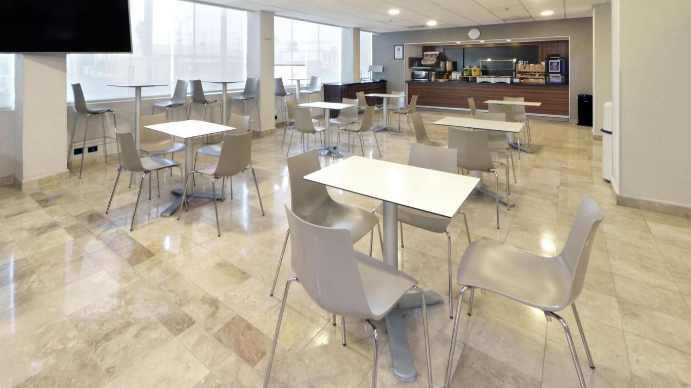 City Express by Marriott Nuevo Laredo