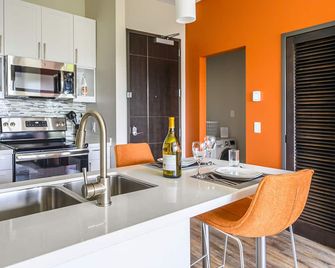 Revisn - Raleigh - Cocina