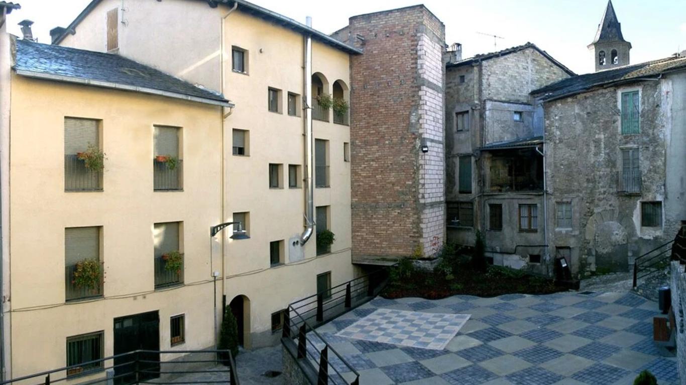 Hostal Les Collades