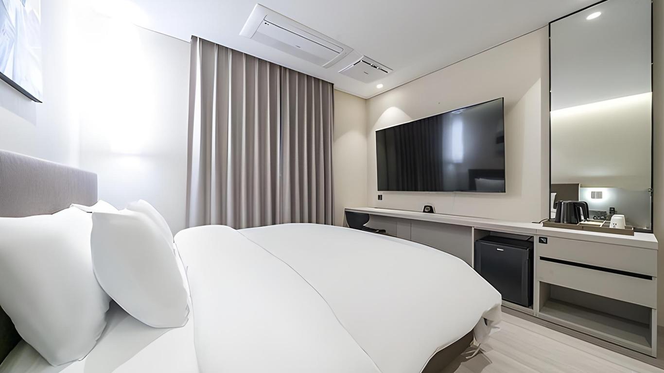 Bundang (Jeongja) Hotel Bliss