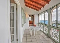 Breezy Charlestown Home, 2 MI From Nevis Beaches - Newcastle - Balcony