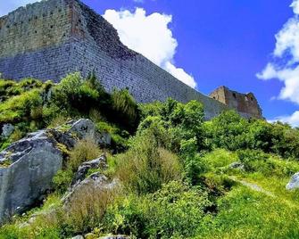Mountain View Townhouse Quillan - Quillan - Outdoor view