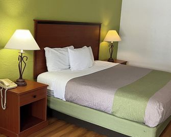 Econo Lodge Sonora - Sonora - Schlafzimmer