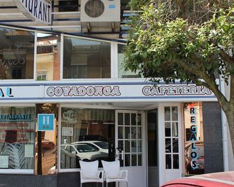 Hotel Covadonga - Benavente - Будівля