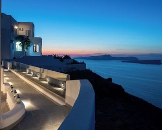 Blu Rooms Santorini - Akrotiri