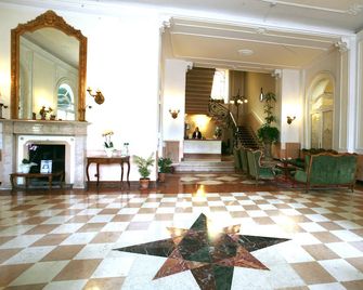 Hotel Excelsior Splendide - Bellagio - Lobby