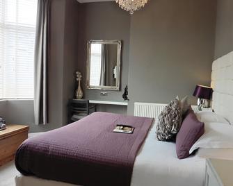 Brighton Inn Boutique Guest Accommodation - Brighton - Schlafzimmer