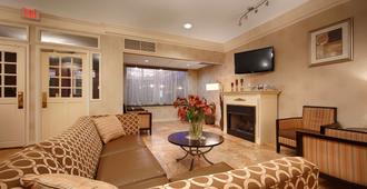 Best Western Watertown Fort Drum - Watertown - Salon