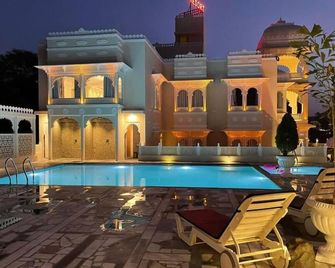 The Kumbha Mahal Resort - Kumbhalgarh - Pool