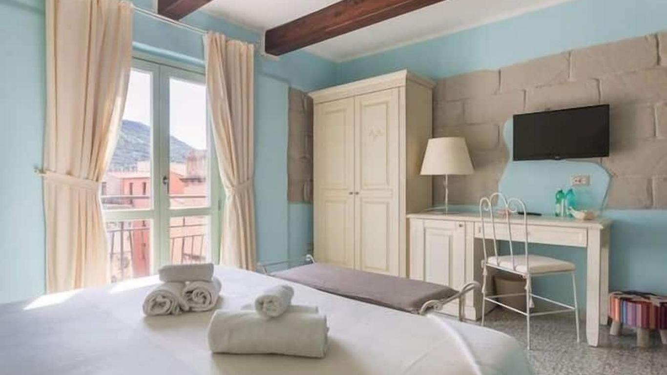 Madalen Guest House