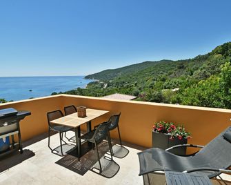 La Côte Bleue - Sainte-Lucie-de-Porto-Vecchio - Balcone