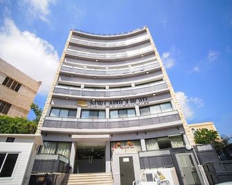 New Capitol Hotel - Jerusalem - Jerusalem - Building