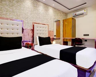 Hotel Airport Crown Andheri East, Mumbai - Mumbai - Chambre