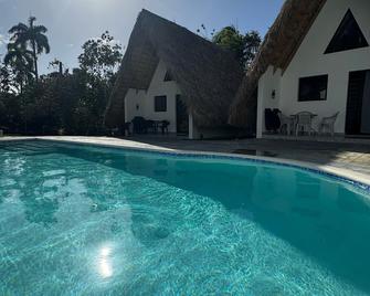 Charming bungalow in Sosúa, Dom.Rep. - short and long term rental possible - Sosúa - Piscine