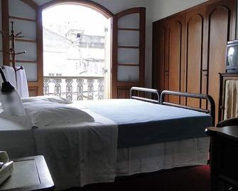 Hotel Bragança - Caxambu - Bedroom