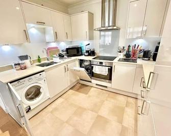 Lovely cosy apartment Bromley - Swanley - Kitchen