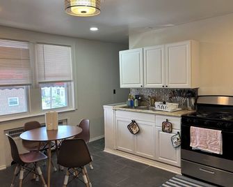 Northeast Navy Base - Philadelphia - Kitchen