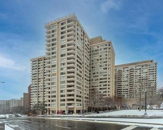 Urban, 1 Bedroom Unit in Downtown Chevy Chase MD, for minimum 6 months rent term - Chevy Chase - Building