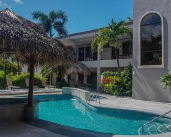 Hotel Colono Beach - Coco - Pool