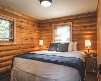 Wild Renfrew Seaside Cottages - Port Renfrew