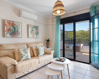 Golden Sands Apartment - Chiclana de la frontera - Novo Sancti Petri - Living room