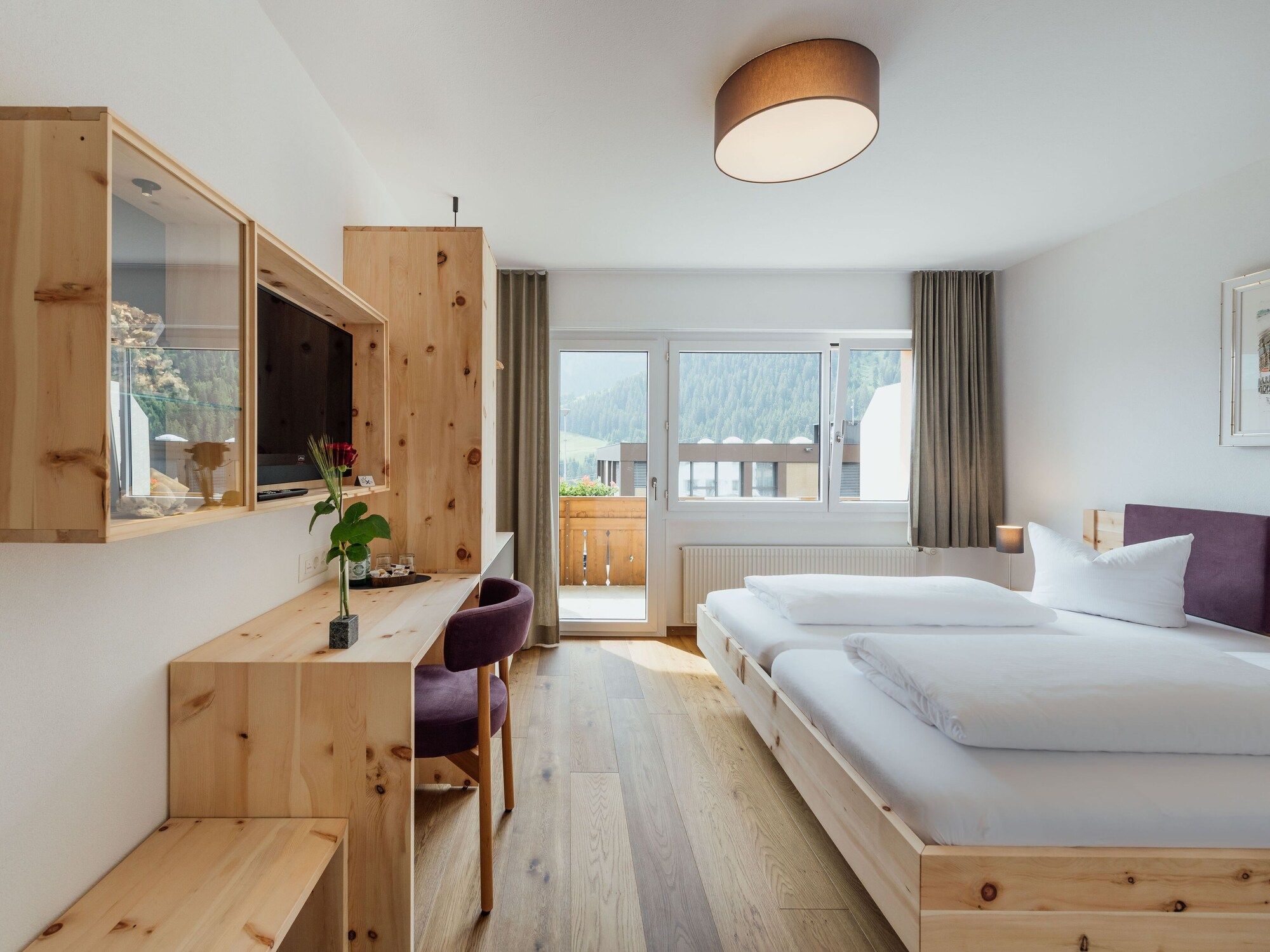 Hotel Kruezli - Tujetsch - Chambre