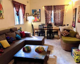 Fadidi House - Dakar - Sala de estar