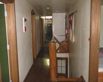 Bistare Kana - Niseko - Hallway