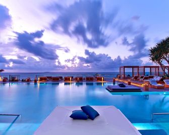 The Retreat Collection at 1 Hotel & Homes South Beach - Miami Beach - Pool