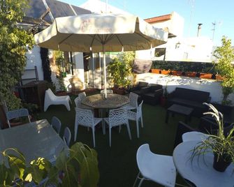 The Spot Central Hostel - סביליה (ספרד) - פטיו