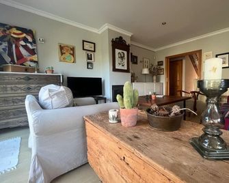 Holiday home with private pool, Sant Pere Pescador - Sant Pere Pescador
