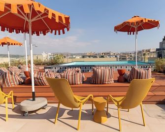 Okupa - Athens - Balcony
