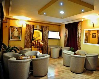 Hotel Evropa - Podgorica - Lounge