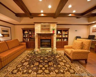 Holiday Inn Express & Suites Georgetown By IHG - Georgetown - Lounge