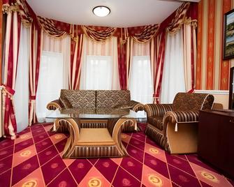 Hotel Gallery Park Volgograd - Volgograd - Living room