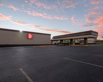 Red Roof Inn Murray - Murray - Edificio