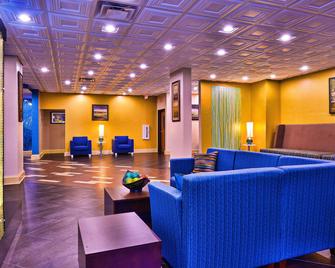 Best Western Plus Savannah Airport Inn & Suites - Pooler - Lobby